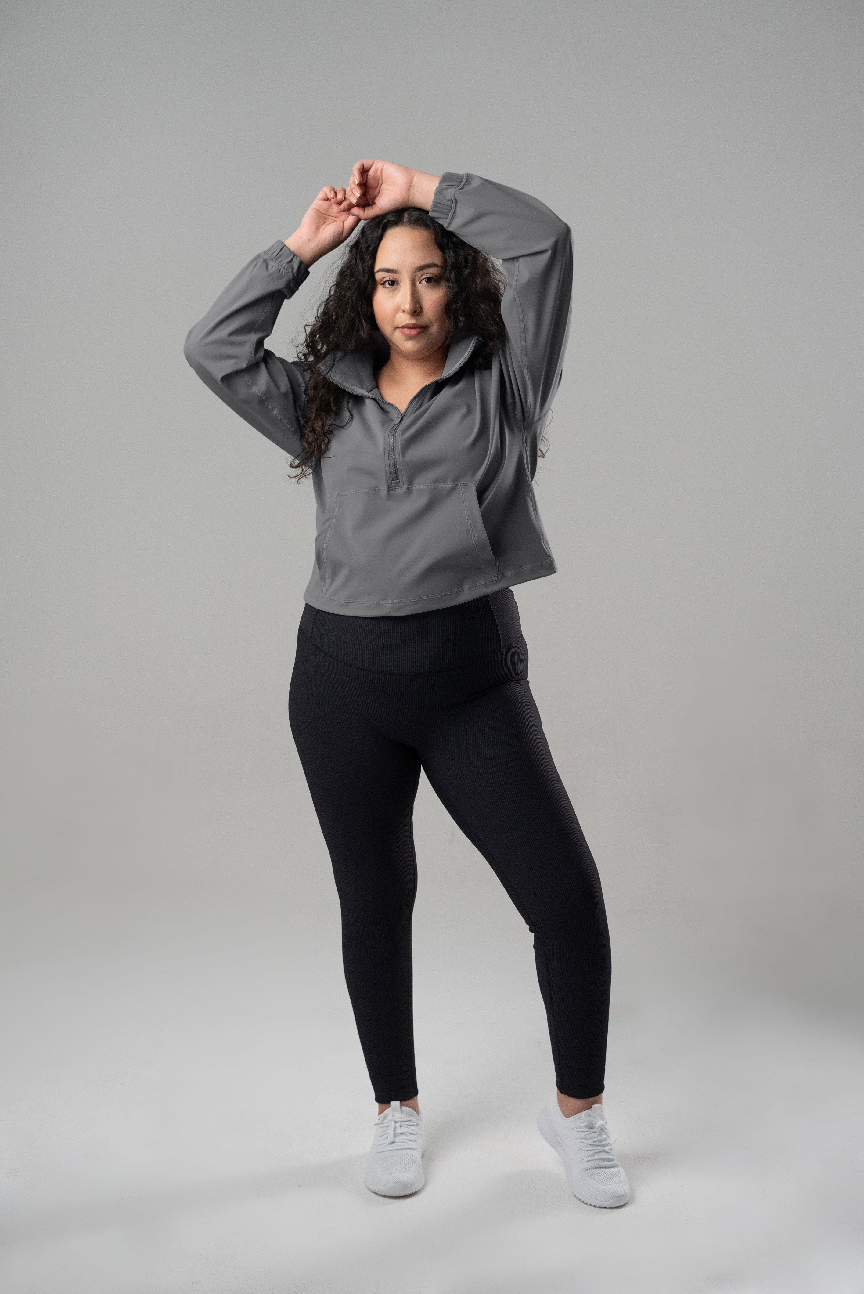 GRAVITY breaking free pullover